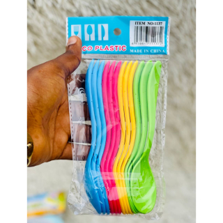 1137 medium spoon