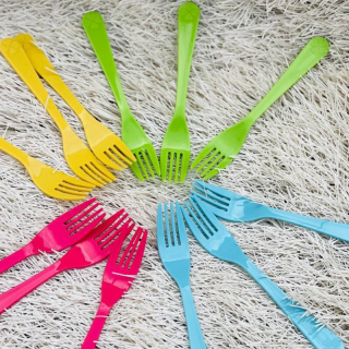 adonis plastic fork sm