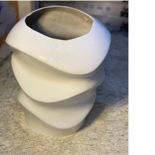 UB Cottage flower vase short gallery image